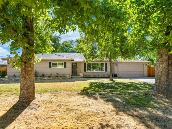 7418 Henrietta Dr, Sacramento, CA 95822