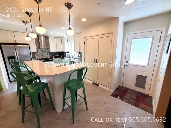 2621 Virginia St NE