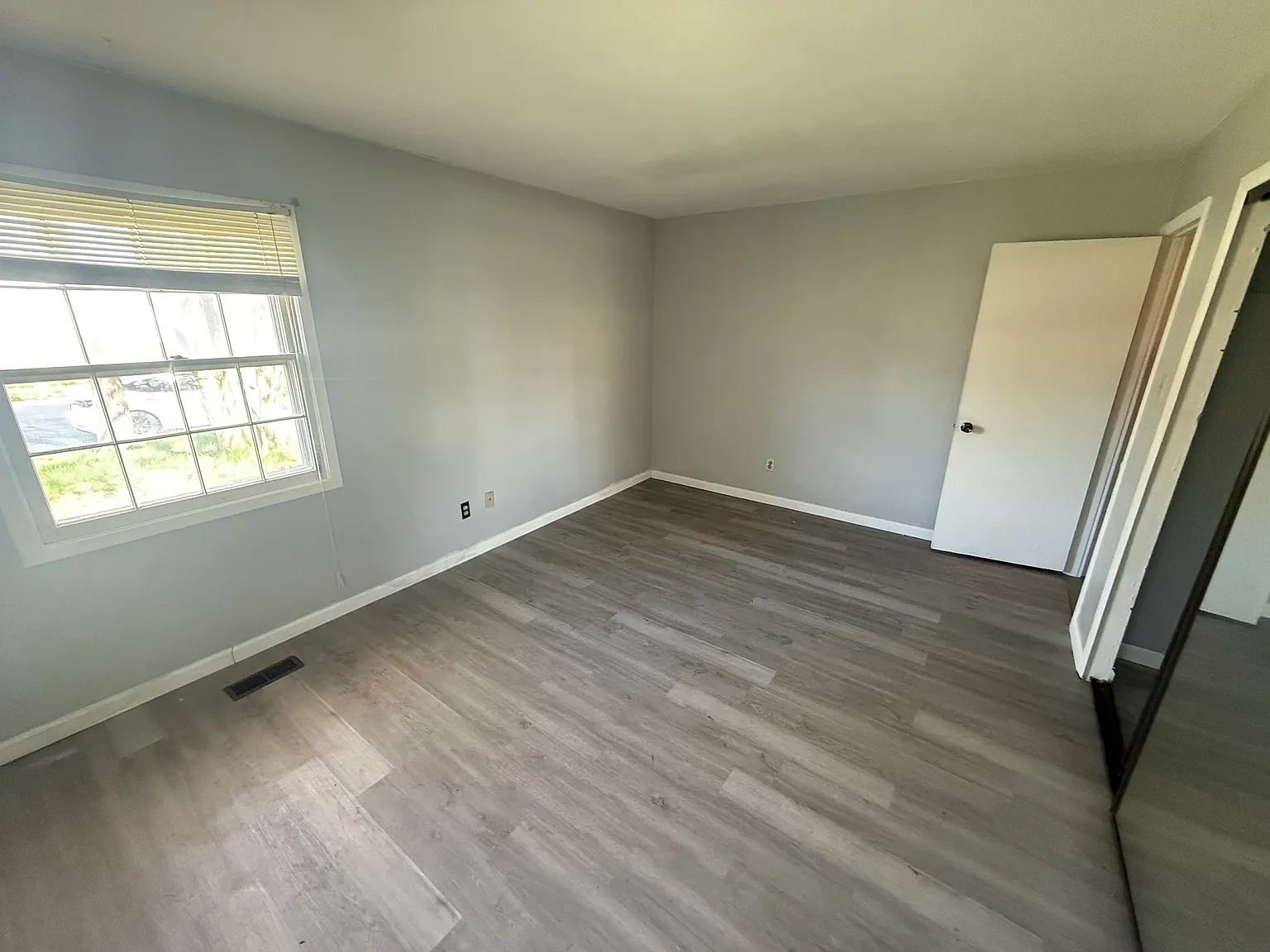 Edge Ln, Willingboro — Photo 2