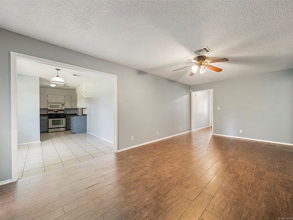 2nd image of 488 E 138th Pl