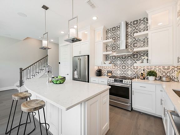 The Dacoma - Kitchen