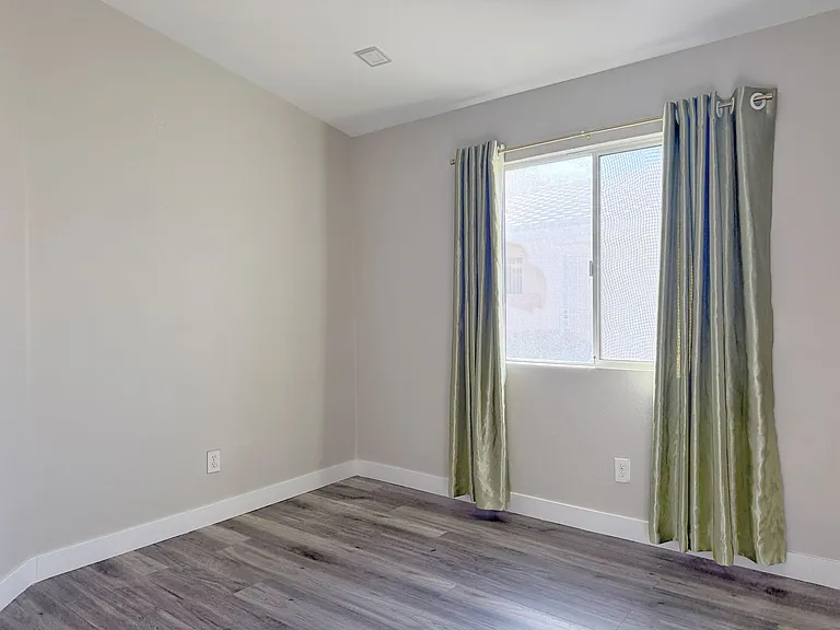 9362 Santa Fe Rose St — Photo 18