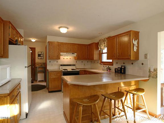 5th image of 4264 Heritage Dr