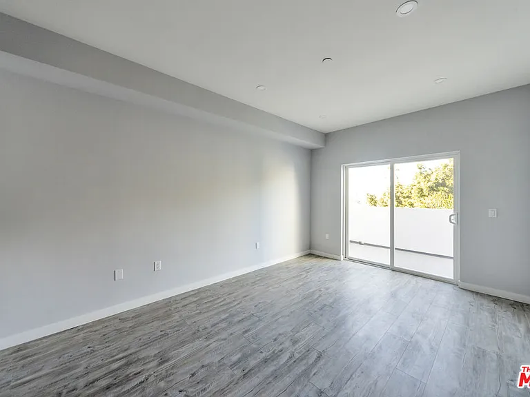 5506 Thornburn St #401 — Photo 12