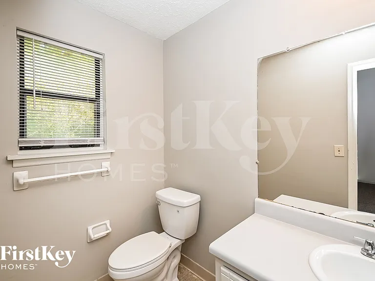 6829 Ivy Log Dr — Photo 13
