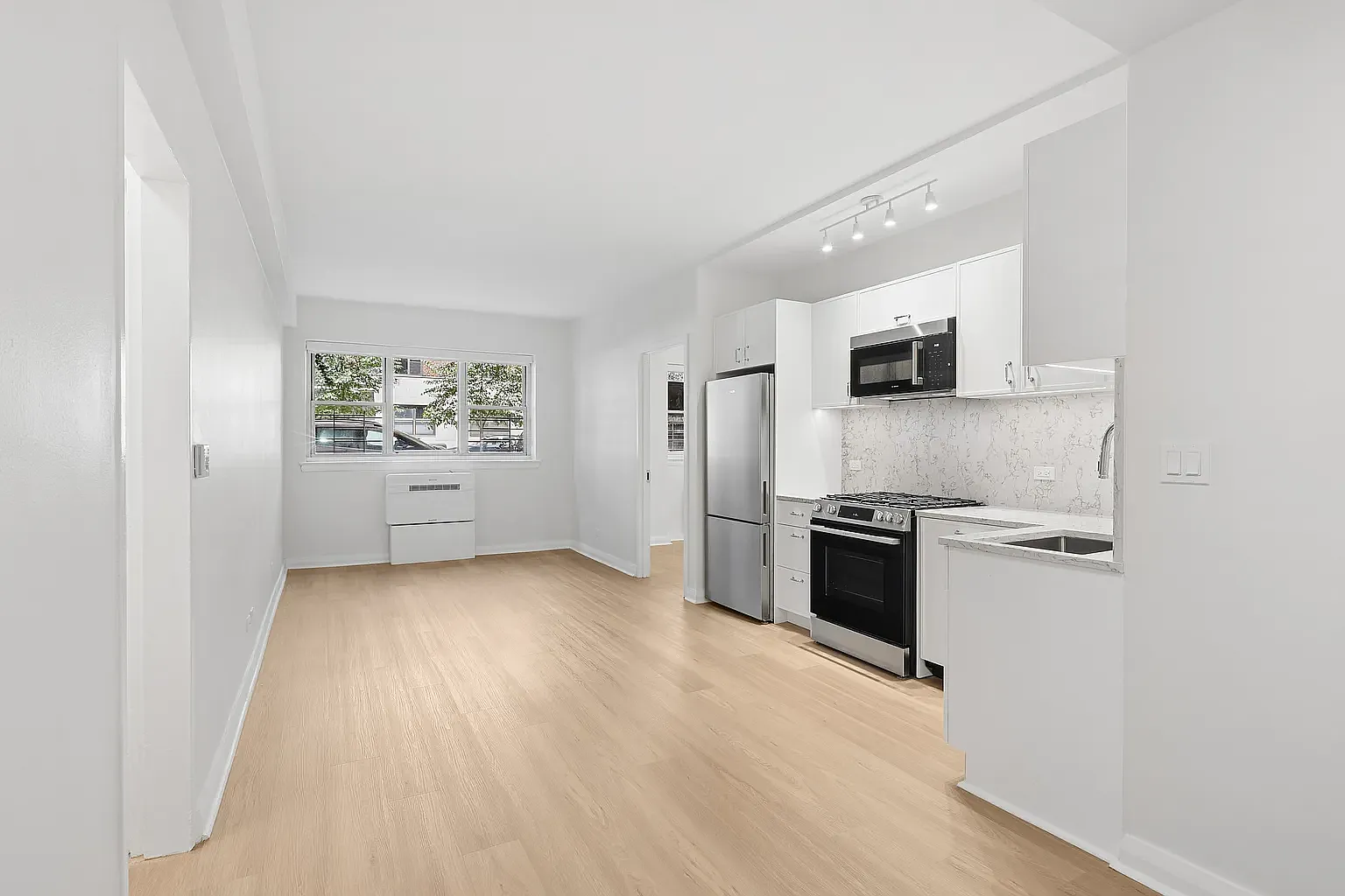 85 East End Avenue — Photo 2