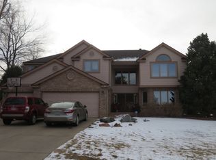 8798 Westwind Ln, Highlands Ranch, CO 80126