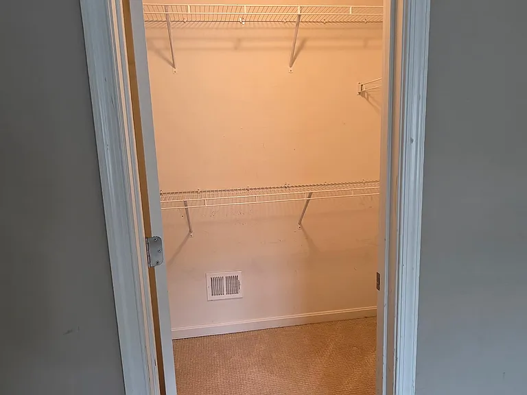 1120 Bayberry Ln #1 — Photo 7