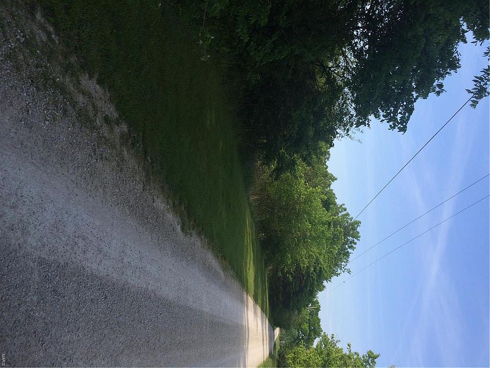 1st image of 10464 Green Hills Ln