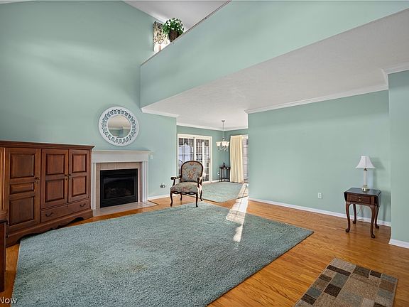 5th image of 10248 Brighton Cir