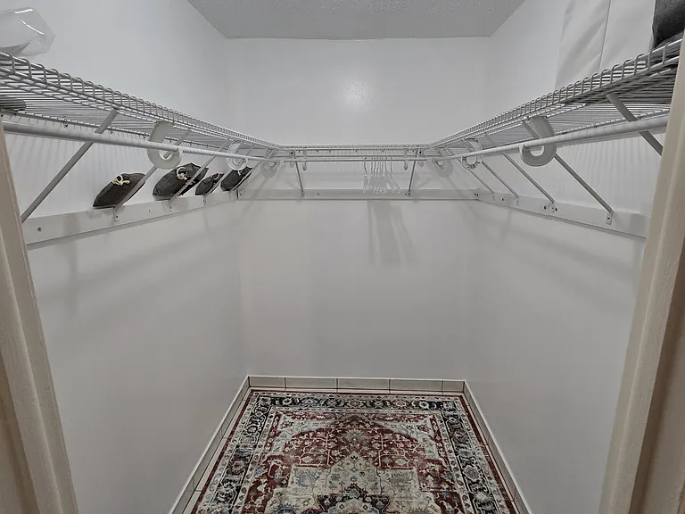 609 NE 14th Ave #404 — Photo 33