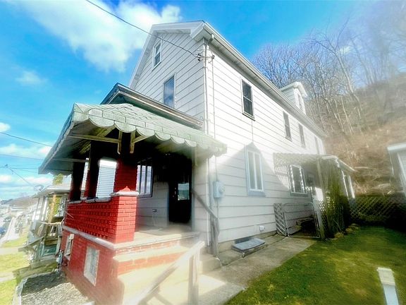 2nd image of 634 Ridge Ave