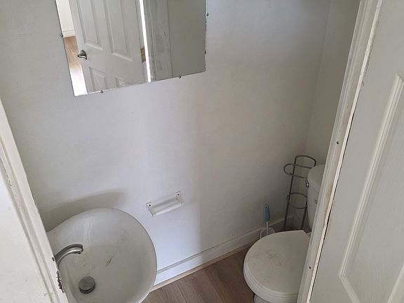 5th image of 415 2nd Ave #1