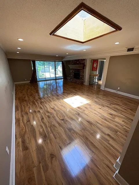4505 Headwood Dr — Photo 2
