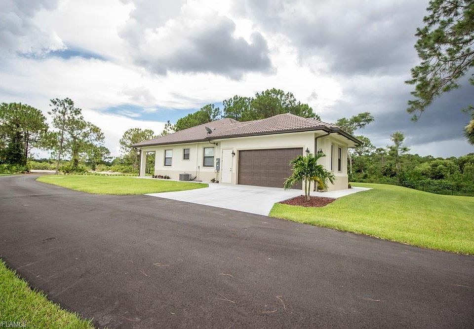 【C17112】SEIREN/THE NEW WORLD JUN168860 - STAR TREK NEXT GENERATION ENTERPRISE LARGE LUNCH