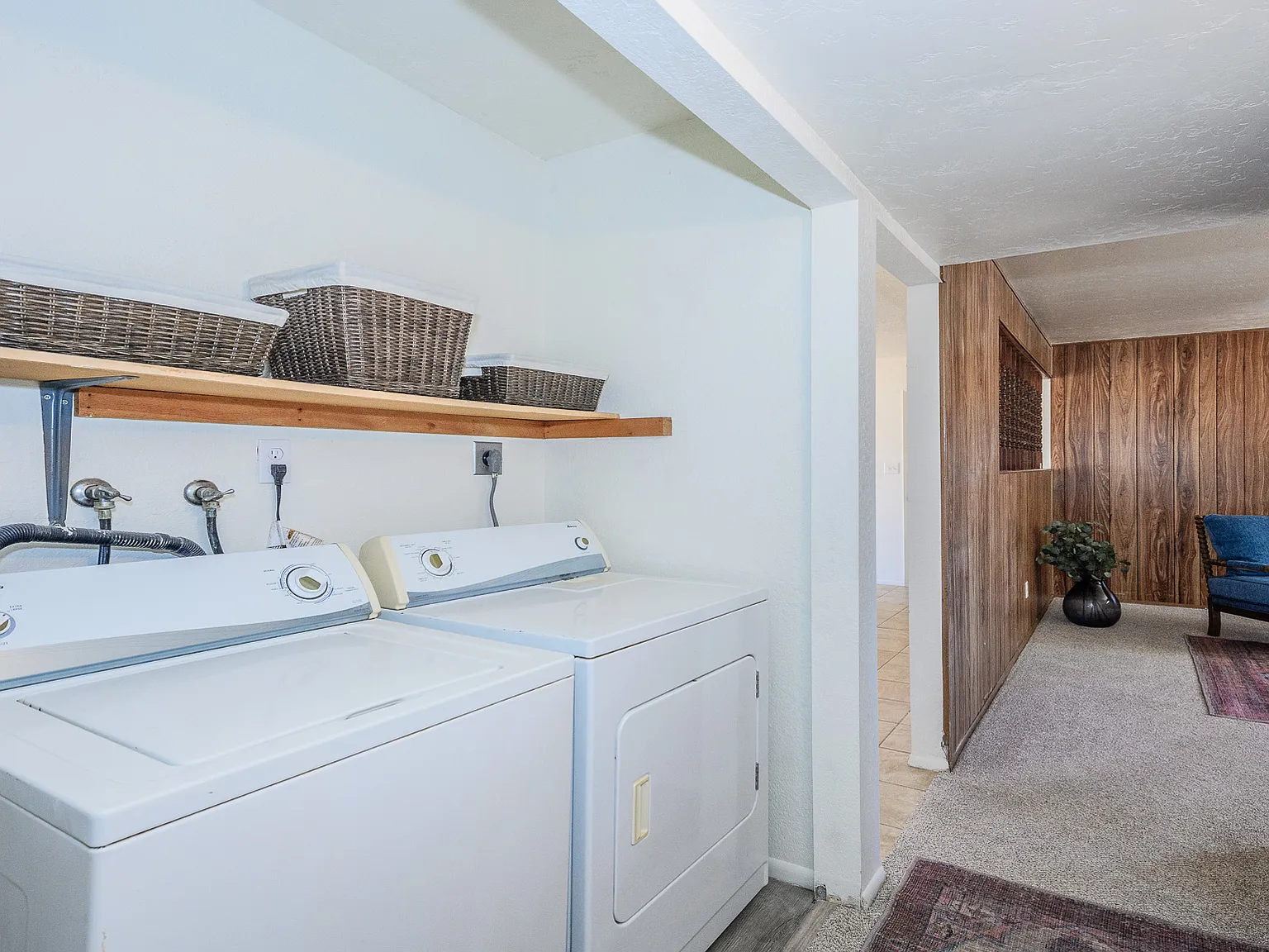 3 bed, 1075 sqft, $1,500 — Photo 2