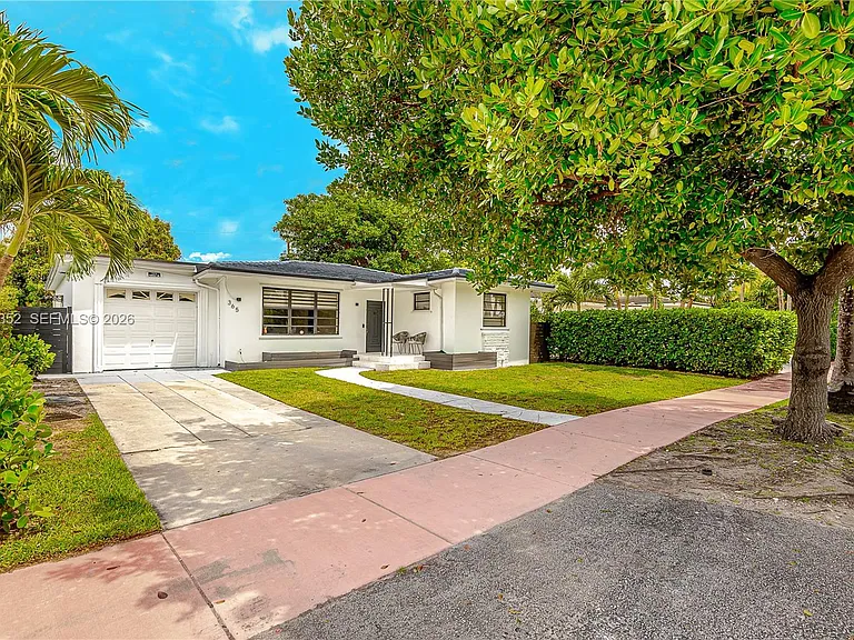 365 Fairway Dr — Photo 43