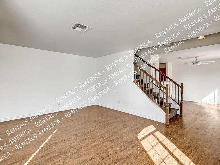 8144 Autumn Star Ave — Photo 3