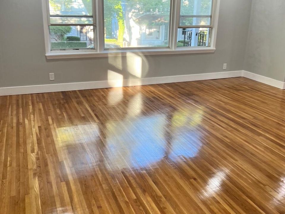 1st image of 658 S 5th Ave #2