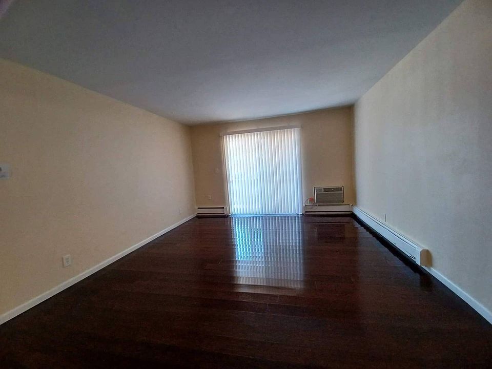 36273631 N Rockton Ave Apartment Rentals Rockford, IL Zillow