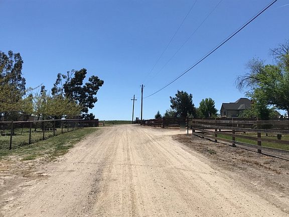 4th image of 4195 Deer Creek Way