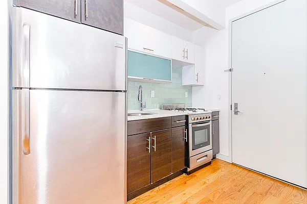 Rented by MySpaceNYC | media 16