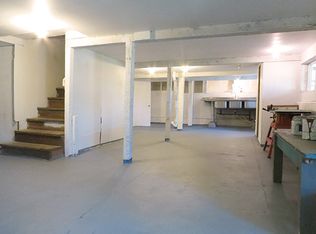 568 S 5th St, Springfield, OR 97477