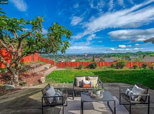 136 Finch Ct, Hercules, CA 94547