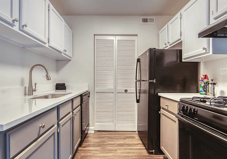 The View Apartments St Charles — Photo 15