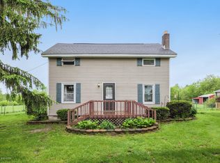 207 E County Line Rd, Tekonsha, MI 49092