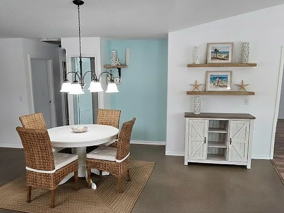 5th image of 152 Fenimore Ln Unit B
