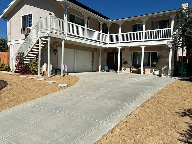 7253 Viar Ave — Photo 2