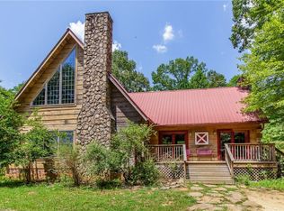 8201 Heather Ln, Mebane, NC 27302