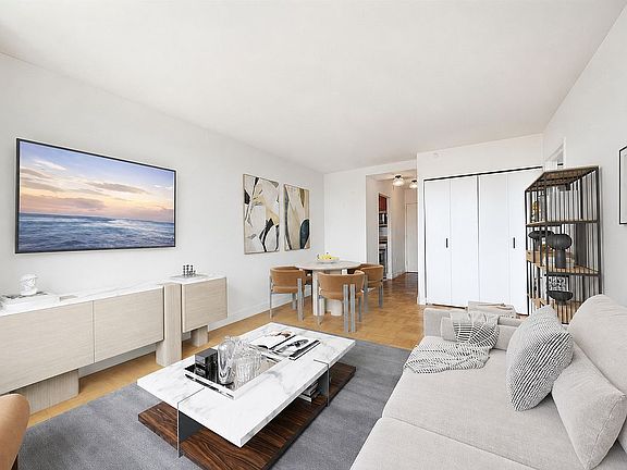 2nd image of 215 E 96th St #31F