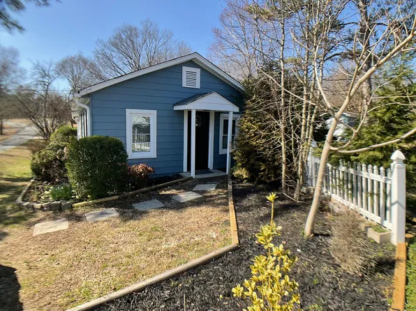 107 West Ave, Graham, NC 27253