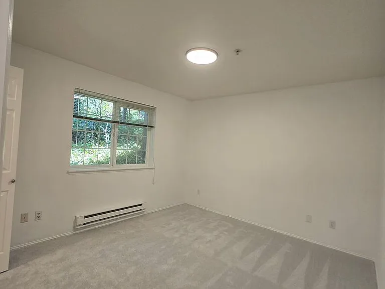 8545 166th Ave NE #D211 — Photo 2