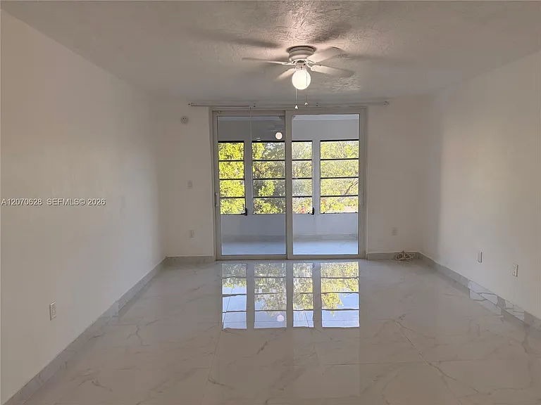 7000 NW 17th St #320 — Photo 7