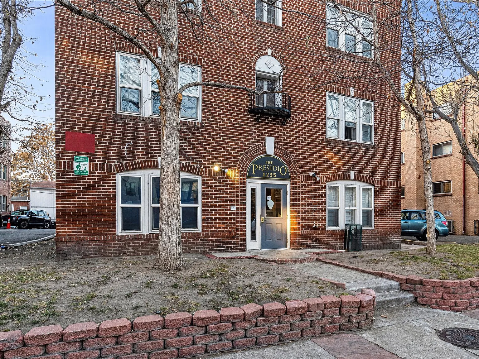 1235 Washington St — Photo 2