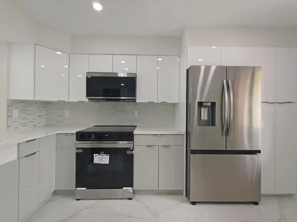 7280 Amberly Lane #207, Delray Beach, FL 33446