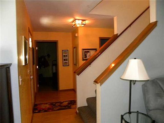 3rd image of 26397 Oak Meadow Dr W