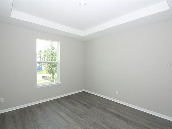 5th image of 1086 Lakeside Estates Dr