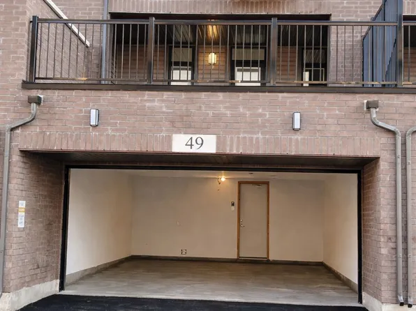 400 Newman Dr #49, Cambridge, ON N1S 0C6