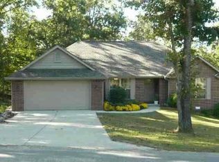 306 Woodstone Rd, Bull Shoals, AR 72619