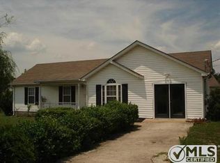 1564 Ridgemont Dr, La Vergne, TN 37086