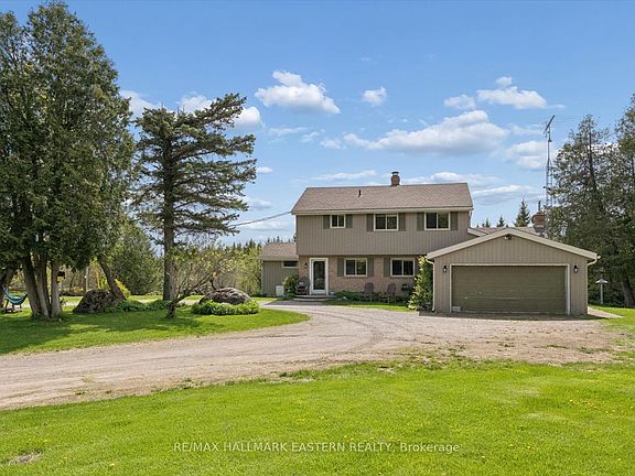 2nd image of 906 Mount Horeb Rd