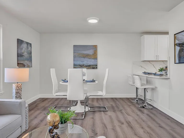 948 Wyandotte Ave #950 — Photo 5