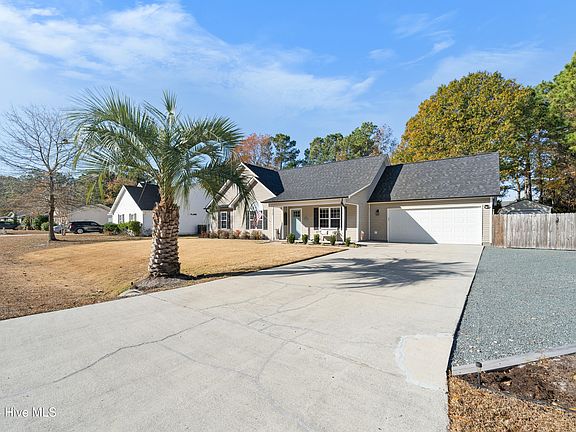3rd image of 5732 Highgrove Place