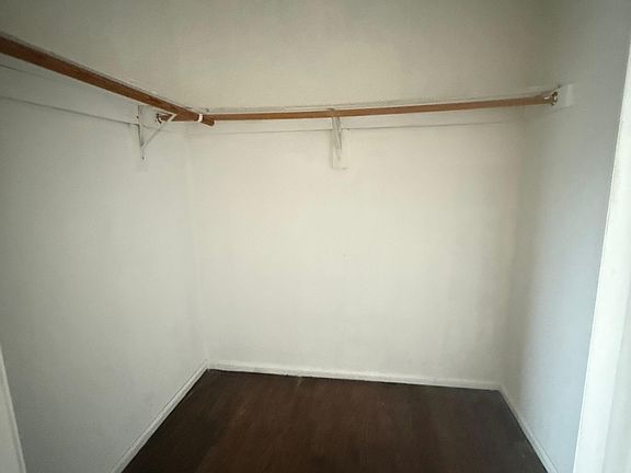 5th image of 193 Milford Ave Floor 2