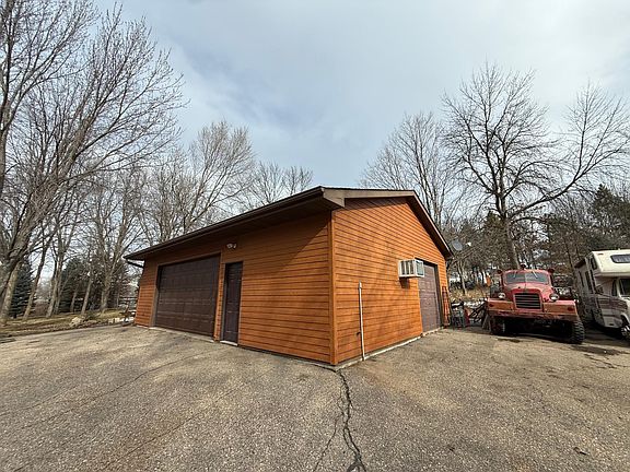 4th image of 107 Lydia Rd