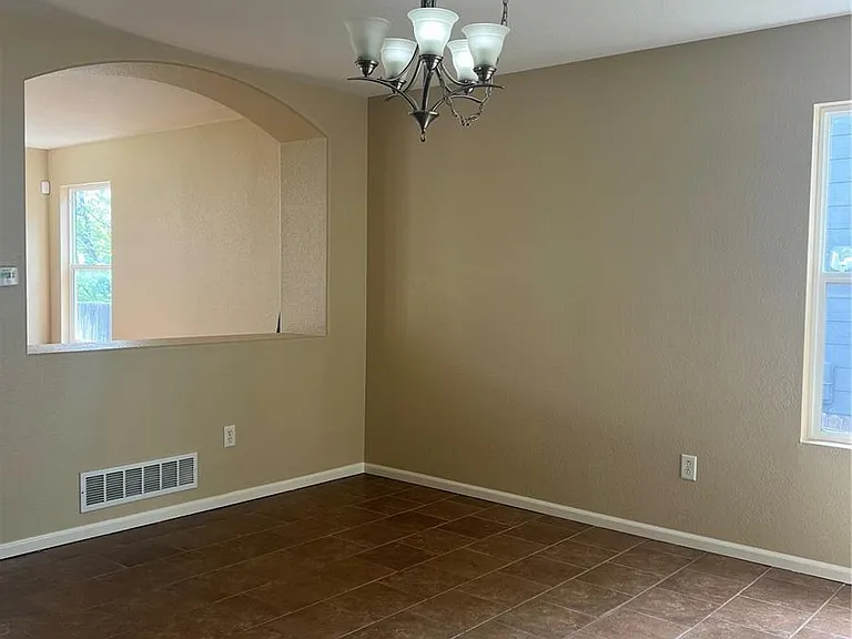 5353 Rhyolite Way — Photo 3